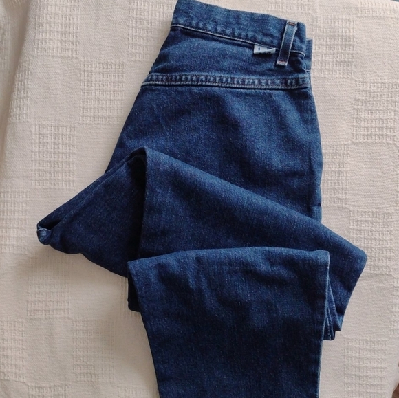 Lee | Vintage Mom Paper Bag Pleated Dark Wash High Waisted Jeans - Picture 3 of 6